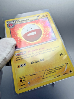 Pokemon Card - Electrode Plasma Freeze 33/116 Rare Holo - Near Mint/Mint - Image 4