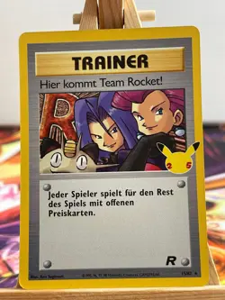 Hier kommt Team Rocket! 15/82 Celebrations Deutsch NM Pokemon - Image 1