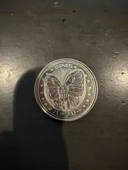 Pokemon Battle Coin Metal Butterfree Meiji Coin Nintendo Rare Japanese - Image 1
