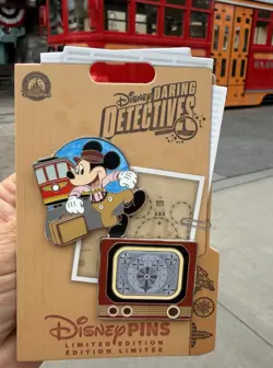 2026 Daring Detectives Pin Bundle Disney California Adventure - Image 2