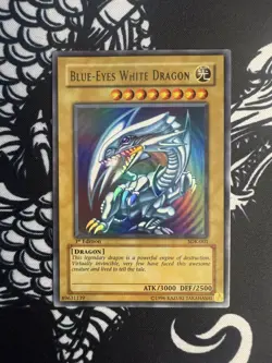 Yu-Gi-Oh Blue-Eyes White Dragon SDK-001 Ultra Rare 1st Ed Asian-English NM- - Image 1