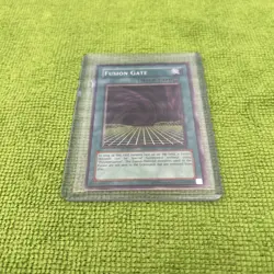 Yu-Gi-Oh! Non-Holo Rare NM Fusion Gate LON-098 - Image 1