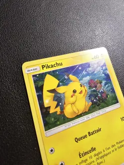 Carte Pokemon Pikachu SM86 Holo Promo S&L Soleil Et Lune FR - Image 2