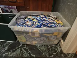 Pokemon TCG BULK Lot 175 Cards!! - Image 1