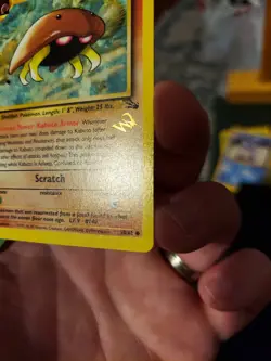 Gold W Stamped Kabuto Fossil Wizards Of The Coast Pokemon Card WotC - Image 2