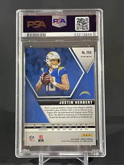 2020 Panini Mosaic Justin Herbert Camo Pink Prizm Rookie RC #204 PSA 10 Chargers - Image 2