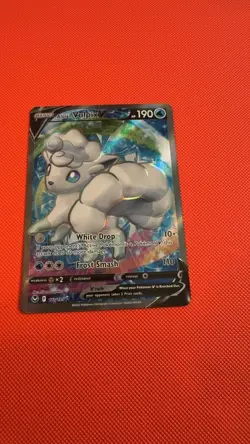 Alolan Vulpix V 173/195 Ultra Rare Silver Tempest Pokemon Near Mint - Image 1