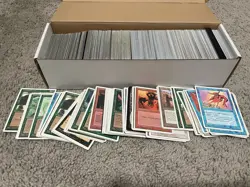 Magic the Gathering Solid Box Of Vintage 600+ Cards Revised, Classic Sixth, Etc - Image 2
