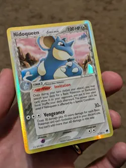 2006 Pokemon Dragon Frontiers #7 Nidoqueen (Delta Species) Holo Rare No Stamp LP - Image 2