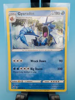 Gyarados 040/192 Holo Rare Rebel Clash 2020 Pokemon TCG NM - Image 1