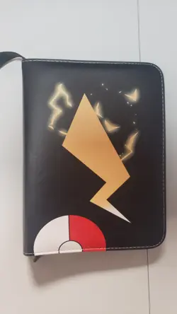 Trading Card Holder ⚡ Zipper Binder Book 400 Pockets ⭐PIKACHU⭐ - Image 1