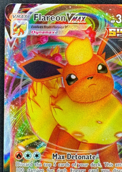 FLAREON VMAX 018/203 NM ULTRA RARE EVOLVING SKIES POKEMON 2021 - Image 4