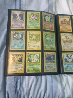 Complete Base Set 102/102 Pokemon Cards WOTC Master with Folder/Binder Vintage - Image 2