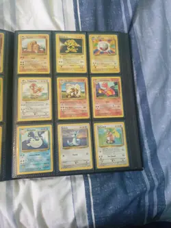 Complete Base Set 102/102 Pokemon Cards WOTC Master with Folder/Binder Vintage - Image 3