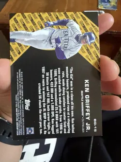2025 Topps Update Ken Griffey Jr Black Gold Black Foil 1/10 BG-15 Mariners - Image 2