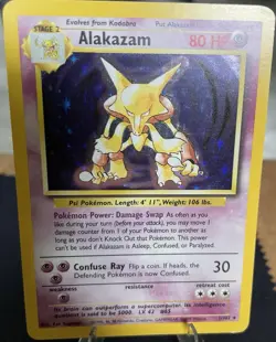 Pokemon TCG Alakazam Base Set 1/102 Holo 1999-2000 Wizards Base Set Copyright - Image 1