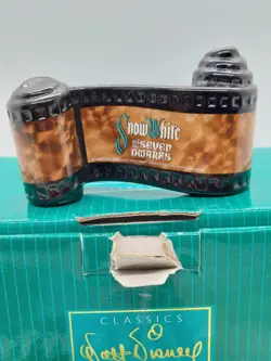 WDCC DISNEY OPENING TITLE FOR SNOW WHITE COLLECTION. Boxed & Certificate - Image 2