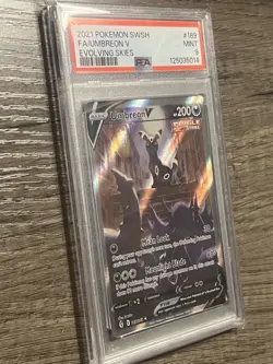 2021 POKEMON SWORD & SHIELD EVOLVING SKIES #189 FULL ART/UMBREON V PSA 9 - Image 5