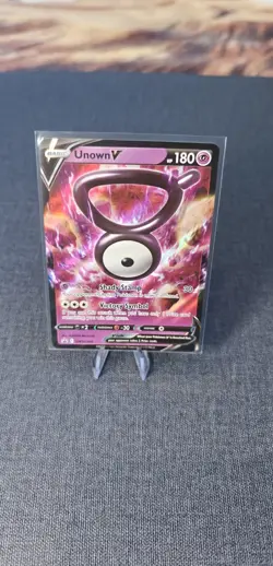 Unown V SWSH300 Holo Promo Sword & Shield Promo Pokemon Near Mint - Image 1