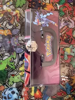 Pokemon TCG Collector Chest Fall 2023 / Treasure Chest Tin - Image 2