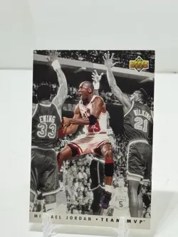 MICHAEL JORDAN 1992-93 UPPER DECK ITEAM MVP #TM5 LEGEND SHIPS SAME DAY - Image 4