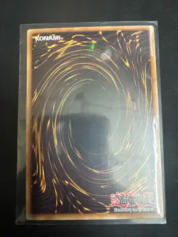 YuGiOh 2017 Mega-Tins Mega Pack Toon Dark Magician MP17-EN083 NM 1st Edition - Image 2
