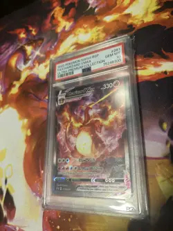 PSA 10 SWSH ULTRA-PREMIUM COLLECTION #261 FULL ART/CHARIZARD VMAX - Image 4