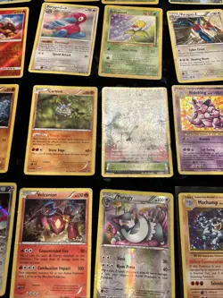Pokemon Holo Non Holo Vintage Modern Lot 20 Cards - Image 4