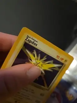 1999 Pokemon TCG Base Set Zapdos Holo Rare Card 16/102 MP Condition - Image 4