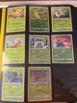 Pokemon Binder Collection 224 Cards V Cards Holos Reverse Holos - Image 1