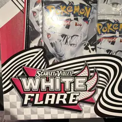 Pokemon Binder Collection - Pokemon TCG Scarlet & Violet White Flare - Image 2