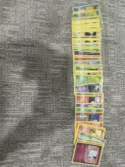 🔥XY EVOLUTIONS🔥 BULK LOT 60+ cards all sleeved only whitening on most. - Image 1