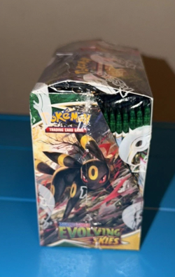 Pokemon Sword & Shield Evolving Skies Booster Box 36 Packs FACTORY - Image 3