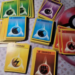 140 Base Set Pokemon Card Lot Energy All Energies Included - Image 2