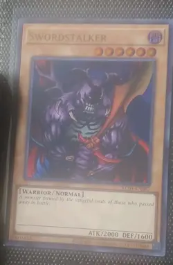 YU-GI-OH! KC01 Swordstalker NM+ Kaiba Ultimate 25th Briefcase - Image 3