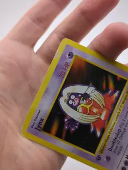 Jynx 1st edition Shadowless 31/102 Pokemon Card - Image 2