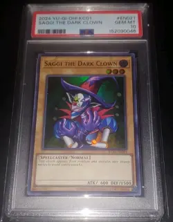 YU-GI-OH! PSA 10 KC01 Saggi The Dark Clown Kaiba Briefcase 25th - Image 1