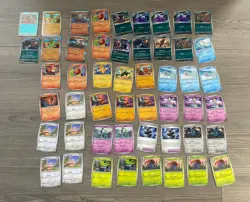50 x POKEMON CARDS BUNDLE HOLO MIXED CARDS STARTER SET CARD SHINY SHINEY - Image 1