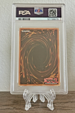 Blue-Eyes White Dragon - 2020 Yu-Gi-Oh Maximum Gold 1st Ed. Card #EN001 (PSA 9) - Image 2