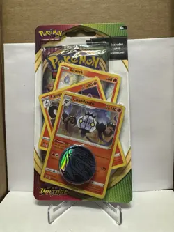 Pokemon Sword & Shield 4: Vivid Voltage Card Game (Pack of 3) 820650808036 - Image 1