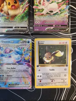 Eveelution Lot Of 12 Pokemon Cards NM - Image 5