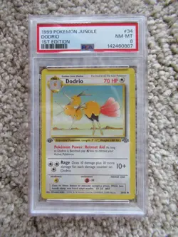 1999 POKEMON JUNGLE #34 DODRIO FIRST EDITION PSA 8 - Image 1