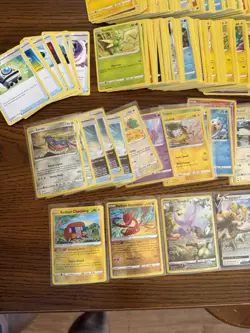 Pokemon TCG Crown Zenith Lot of 500+ Cards Radiant, V, Holos, Reverse + Tin - Image 2