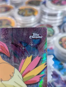 Pidgeotto Topps Chrome Series 1 Spectra Pokemon #17 TV Animation MP (Bend) - Image 3