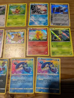Pokemon TCG 14 Card Holo/Reverse Holo Lot - Pikachu, Kyogre, Giratina - Image 4