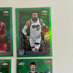 2025-26 Topps Chrome basketball lot of (8) cards Green Refractors /99 - Image 4