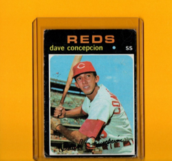 115 CT. LOT 1971 TOPPS VINTAGE BASEBALL CARDS FEATURING #14 DAVE CONCEPCION RC - Image 1