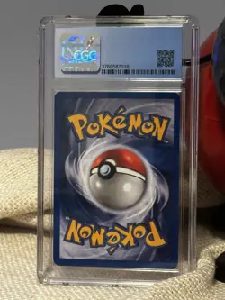 2000 Pokemon Neo Genesis (Unlimited) #9/111 Lugia Holo CGC 7 - Image 2