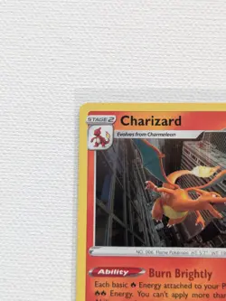 Charizard 010/078 Holo Rare Pokemon GO Pokemon Near Mint - Image 5