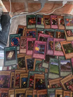 150 Plus Yugioh Trading Card Bundle .see Pics Vintage Older Joblot Bundle - Image 3